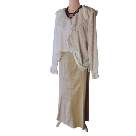 LOFT Ivory Gold Long Sleeve Metallic Swiss Dot Juliet Blouse Size XL - Picture 7 of 16